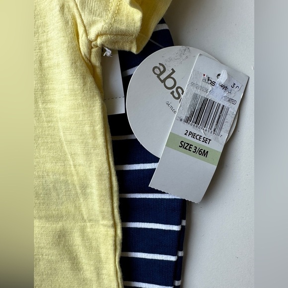 NWT Absorba Baby Boy Two Piece Yellow Blue Whale T-Shirt Striped Pant Set 3-6M - Picture 7 of 7